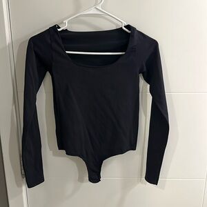 Skims long sleeve bodysuit